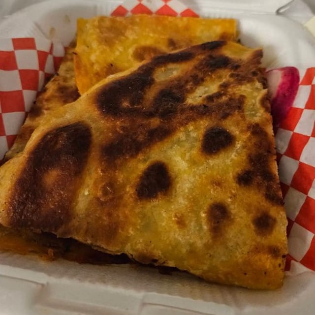 Quesadillas Birria / Beef Birria Quesadilla.