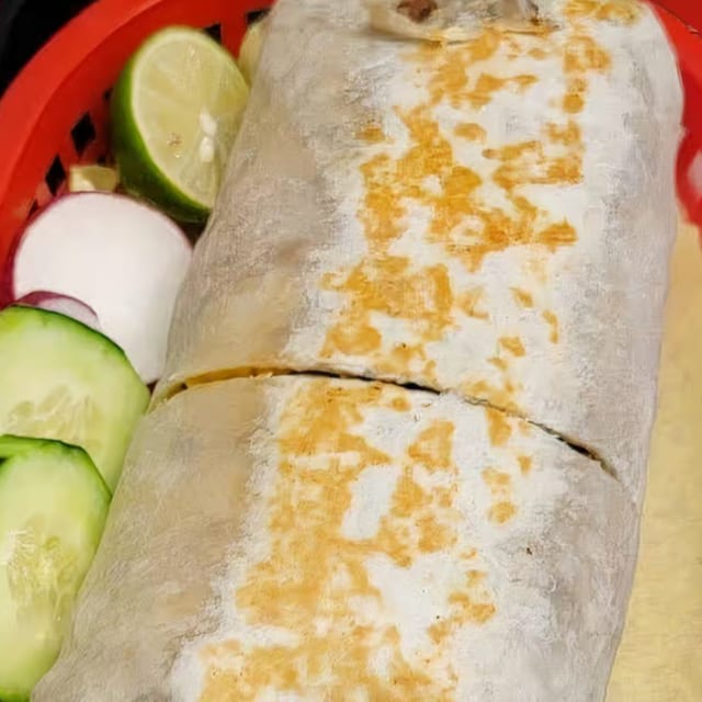 Burrito Camarón a La Diabla / Shrimp in Hot Sauce Burritos.