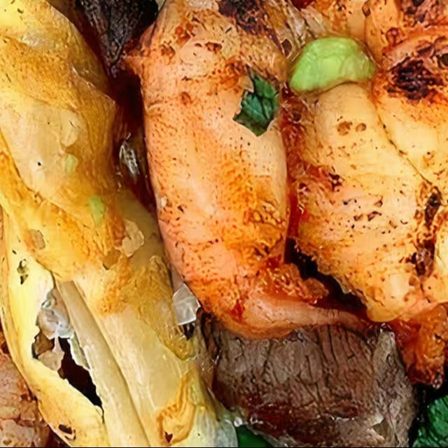 Taco Perron Asada Y Camaron / Beef and Shrimp.