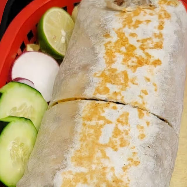 Burrito Perron Asada Y Camaron / Beef and Shrimp.