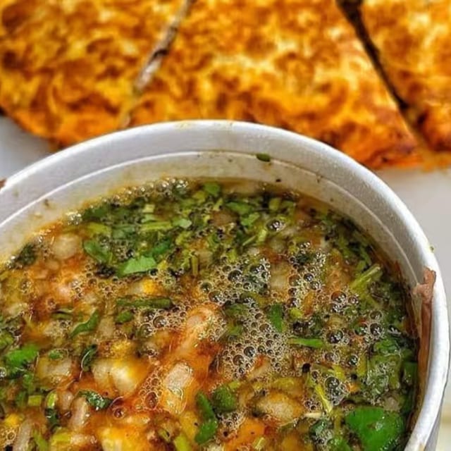 Sopa Ramen Birria / Ramen Birria Soup.