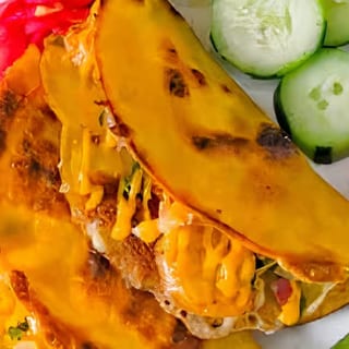 Quesataco Camarón / Shrimp Cheese Tacos